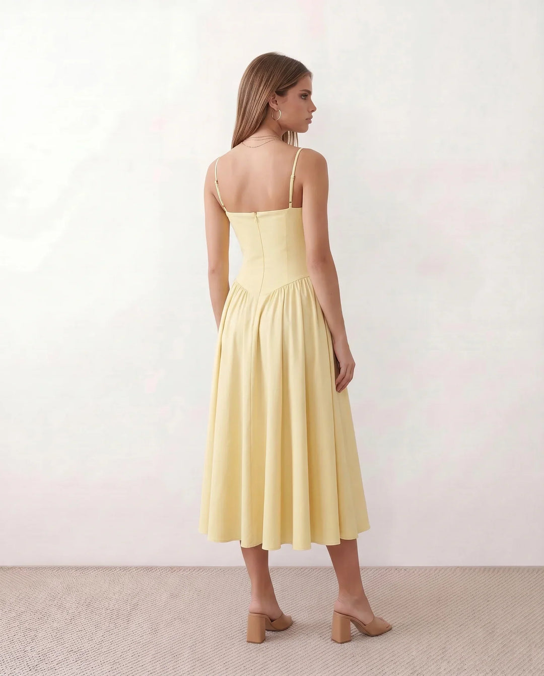Willa | Spaghetti Strap Sweetheart Midi Dress