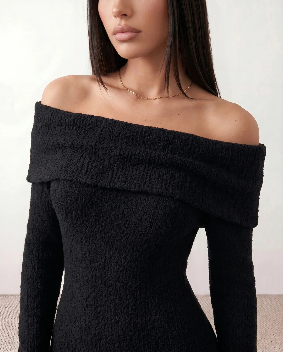 Priya | Off-Shoulder Fitted Maxi Dress