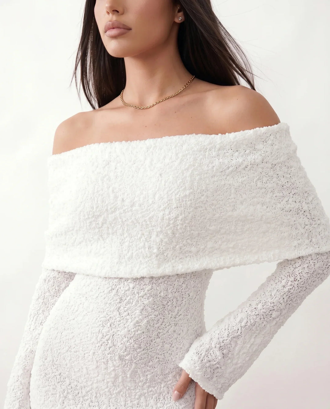 Priya | Off-Shoulder Fitted Maxi Dress