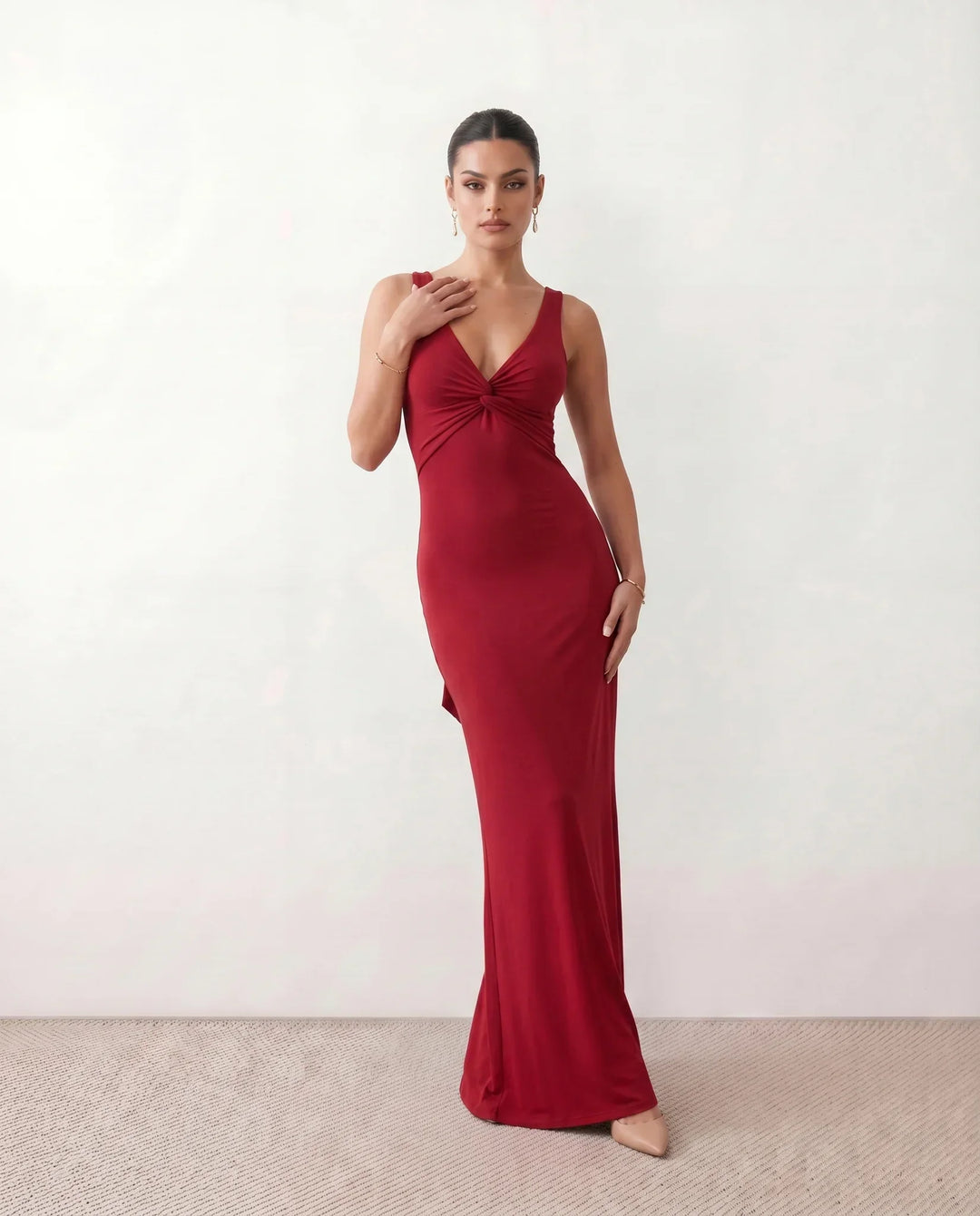 Vendula | Backless Bow Detail Maxi Dress