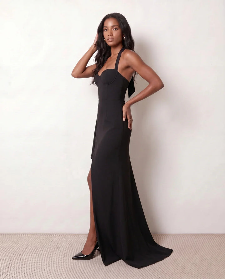 Viorela | Halter Sweetheart Backless Maxi Dress