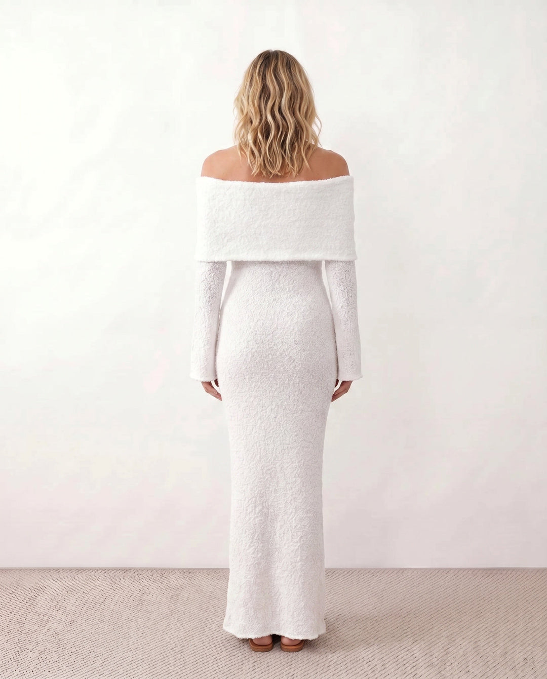 Priya | Off-Shoulder Fitted Maxi Dress
