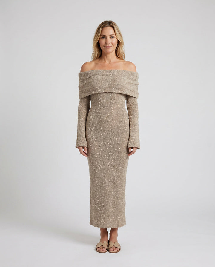 Priya | Off-Shoulder Fitted Maxi Dress