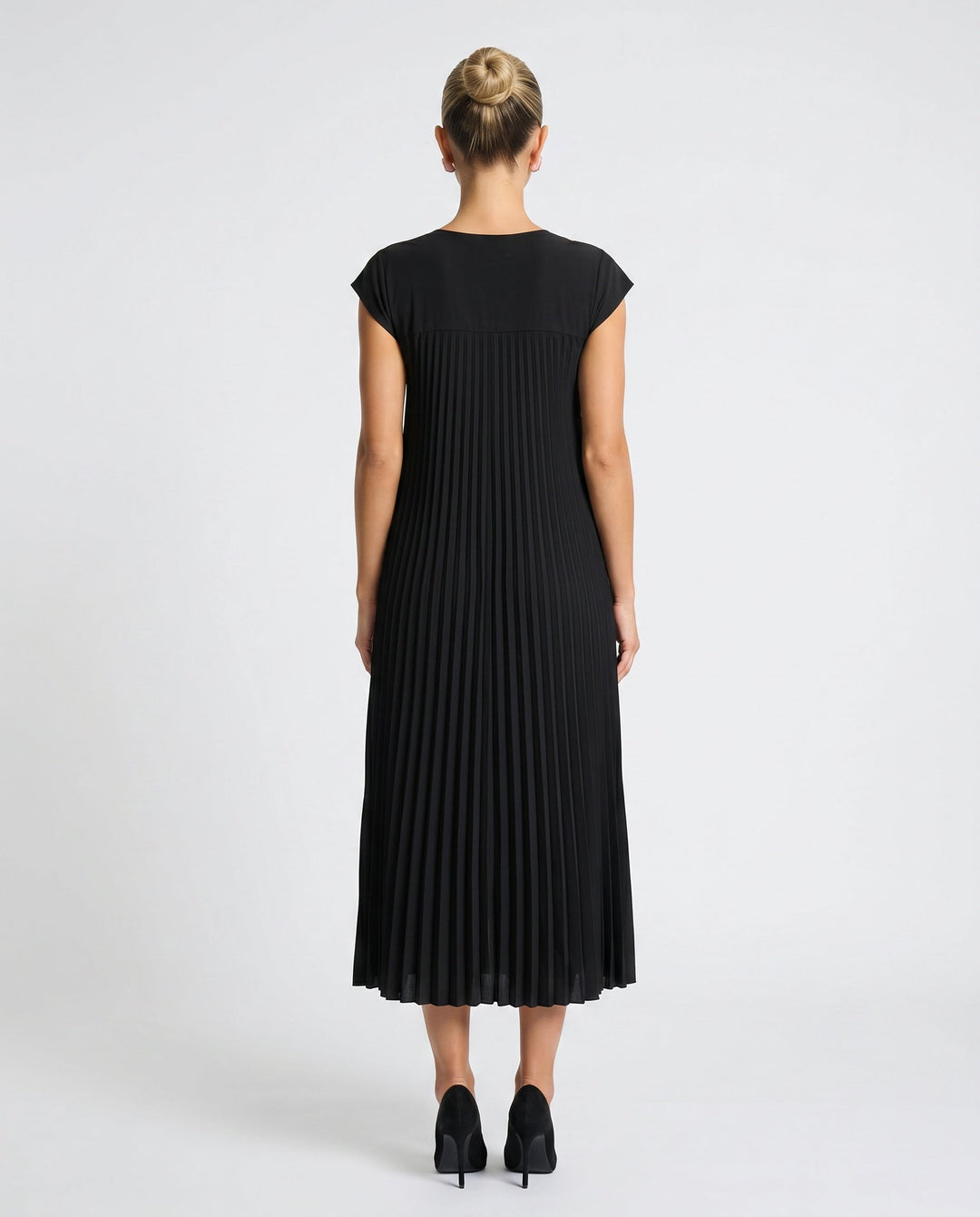 Zara | Pleated Sleeveless Midi Maxi Dress