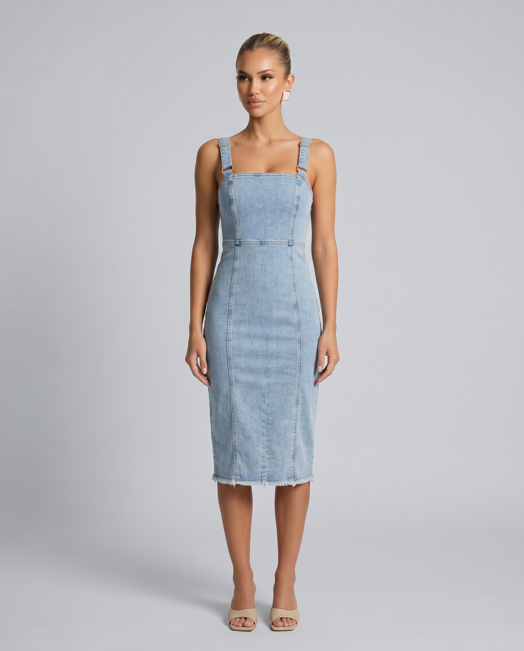 Adela | Midi Dress with Square Neck and Adjustable Straps