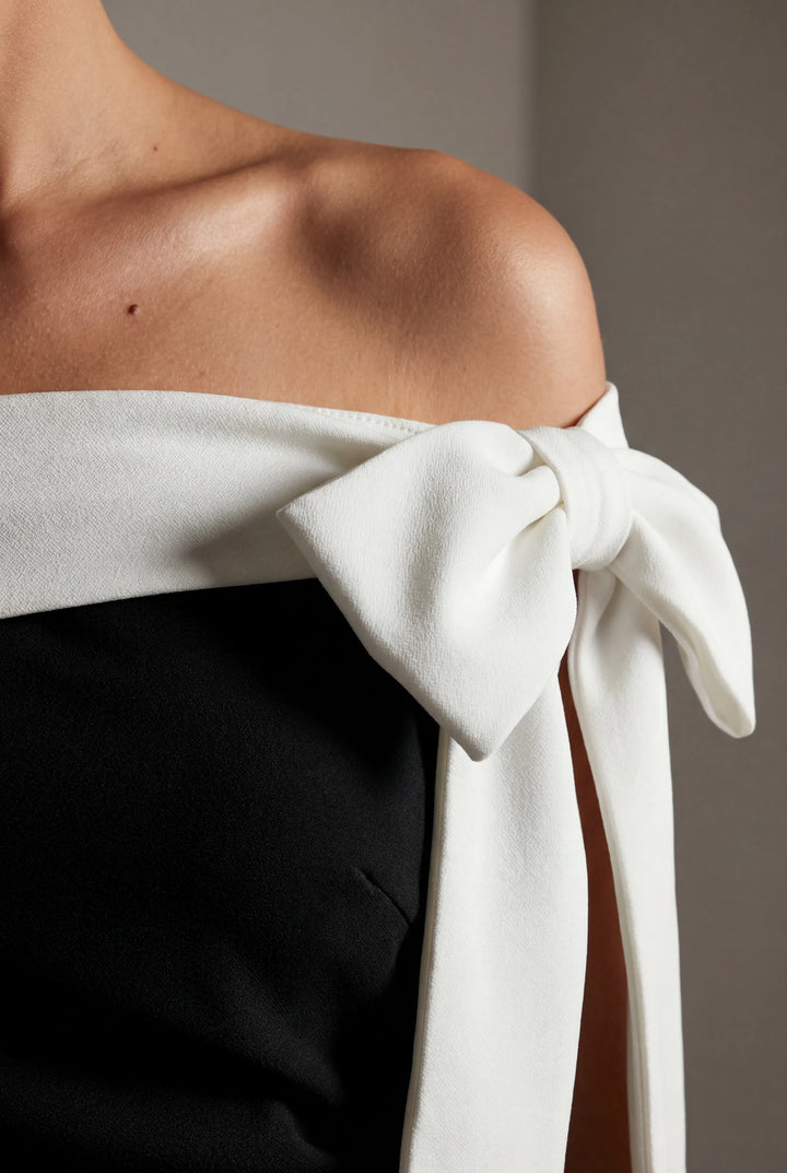 Cynthia | Off-Shoulder Mini Dress with Bow Detail