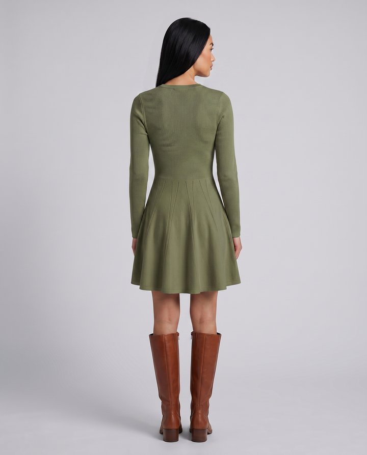 Brynn | Mini Dress with Long Sleeves and Flared Skirt