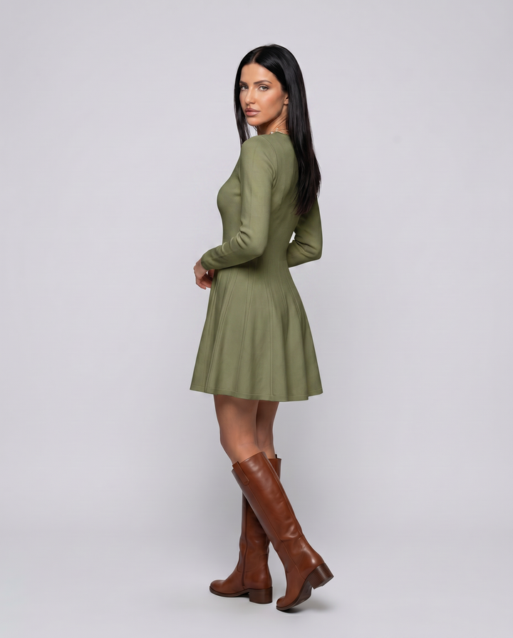 Brynn | Mini Dress with Long Sleeves and Flared Skirt