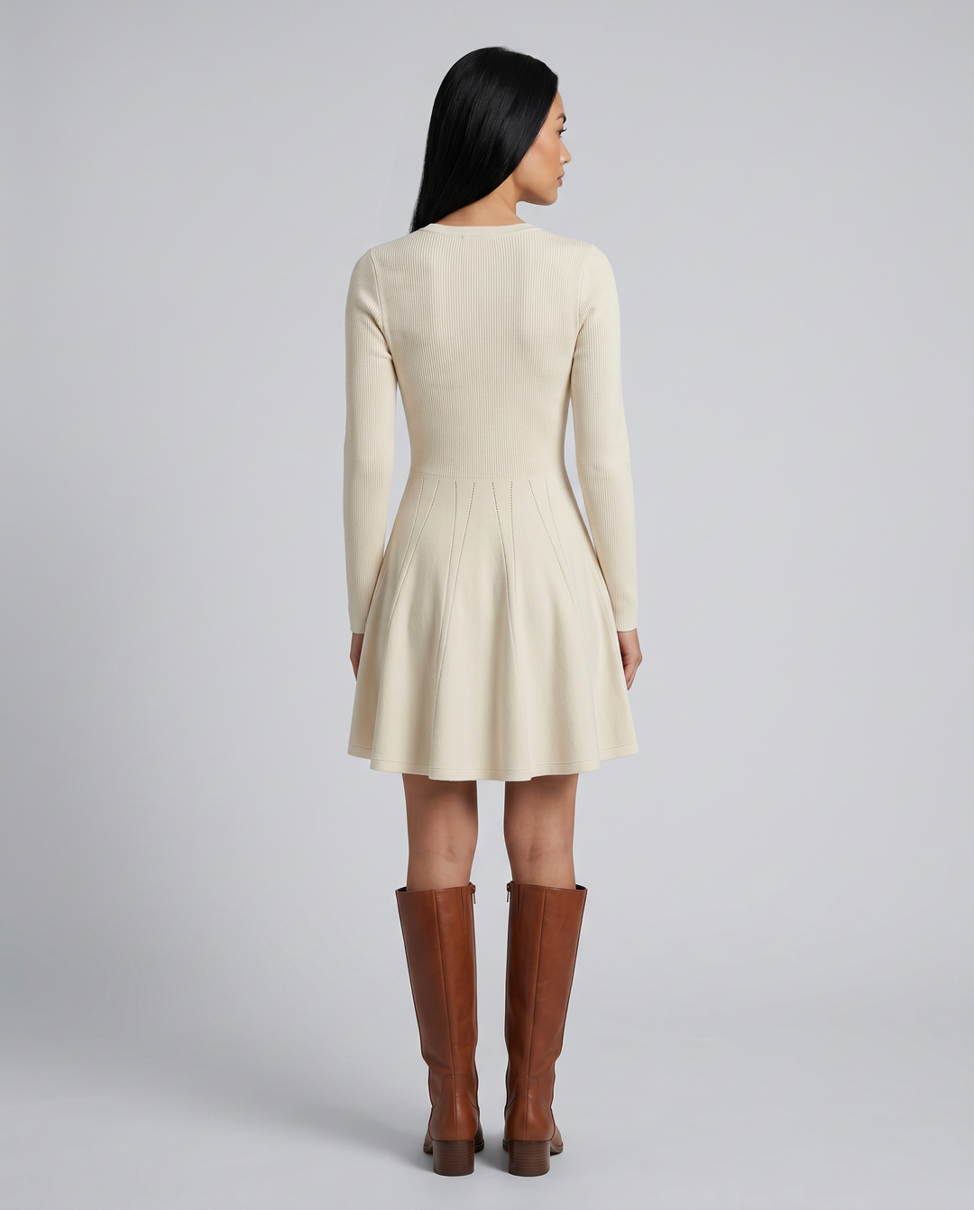 Brynn | Mini Dress with Long Sleeves and Flared Skirt