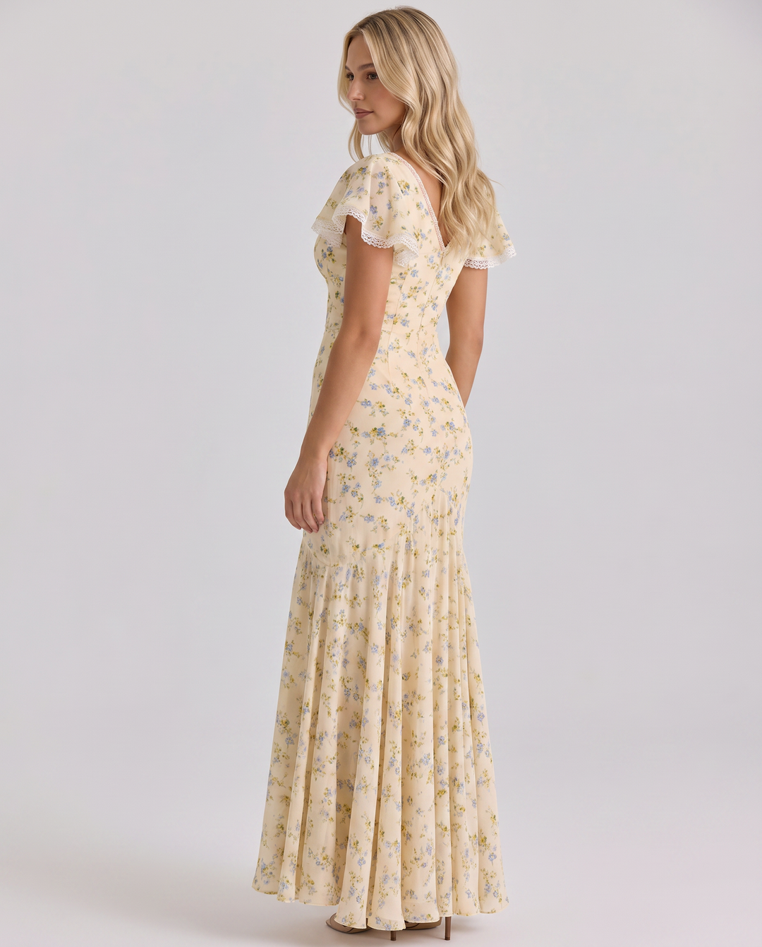 Nicole | Maxi Dress with Floral Print and Lace Trim
