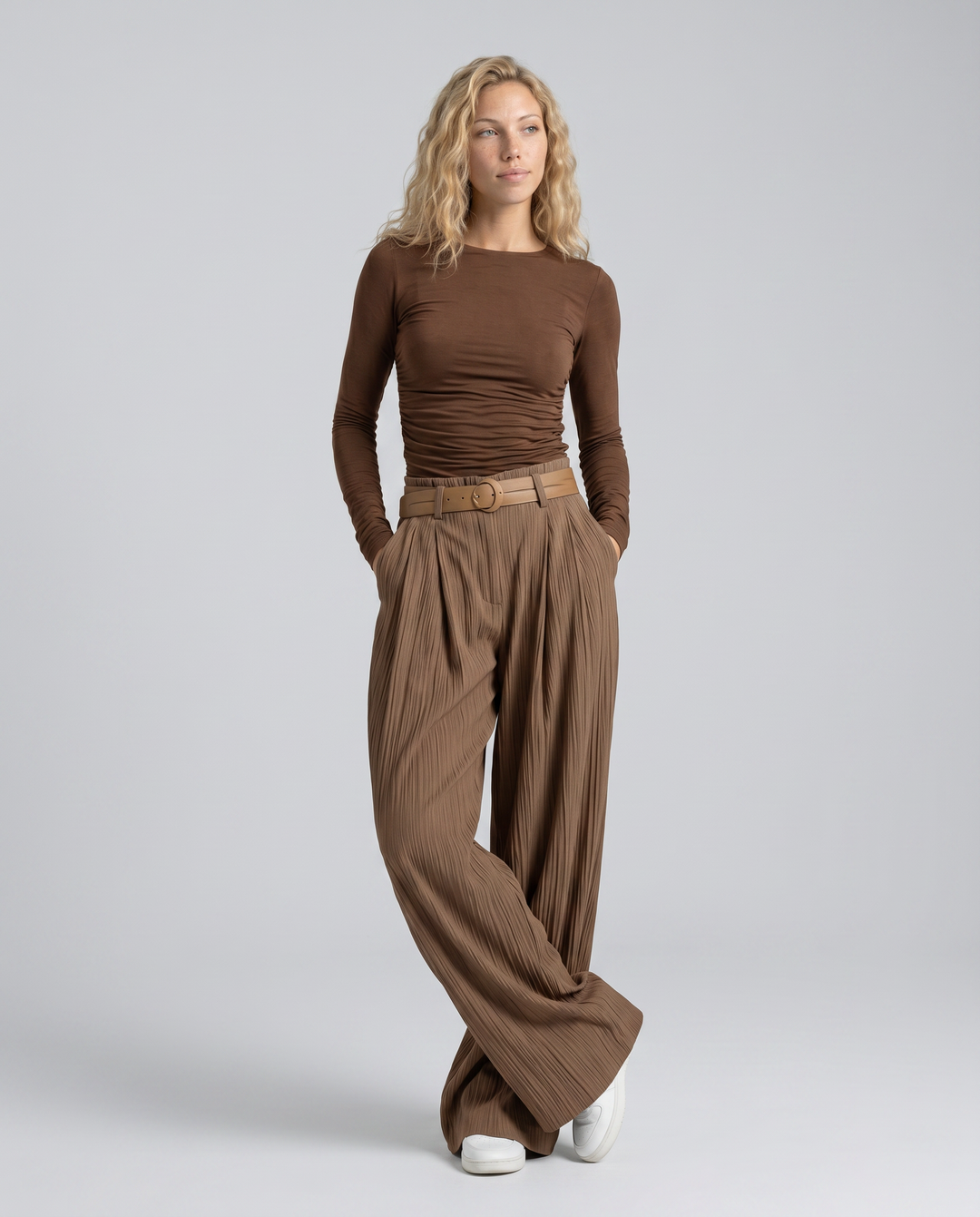 Liz | Wide-Leg Pleated Trousers