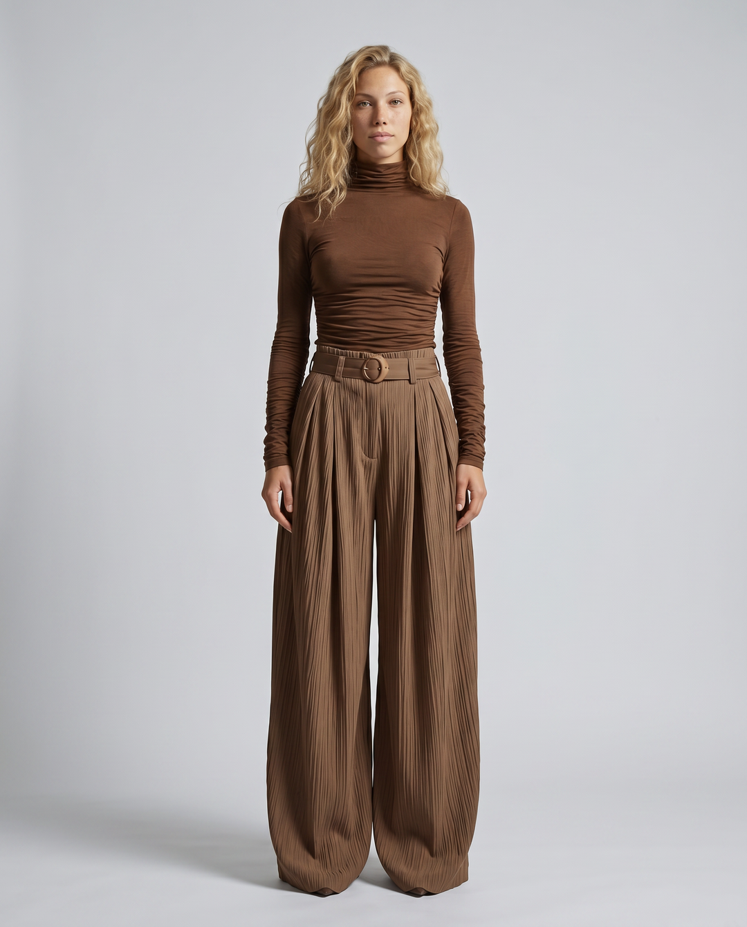 Liz | Wide-Leg Pleated Trousers