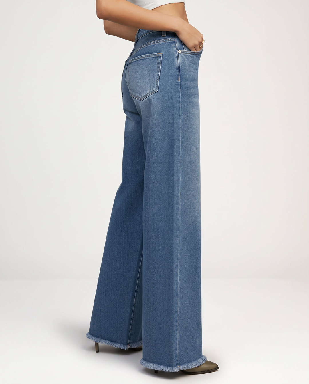 Kari | Wide-Leg Jeans with Frayed Hem