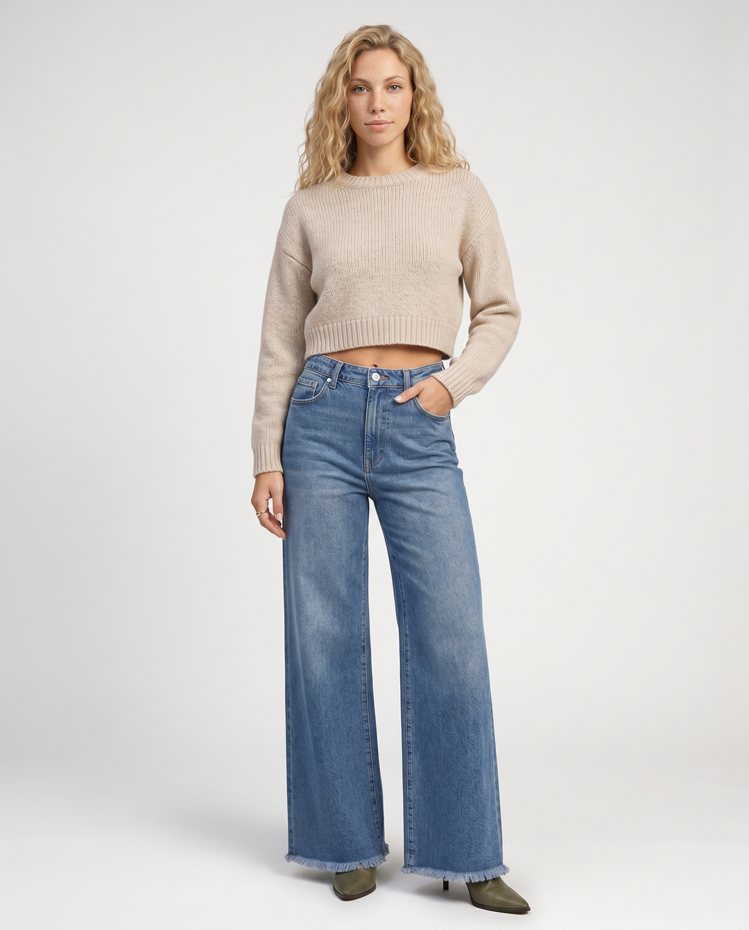Kari | Wide-Leg Jeans with Frayed Hem