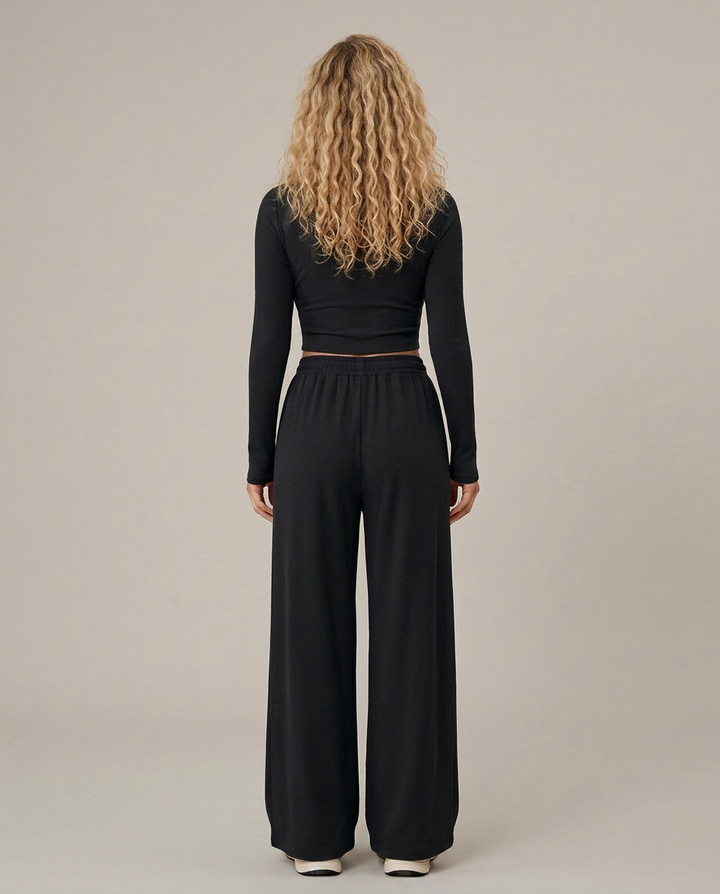 Shari | Top and Trousers Set with Relaxed Fit
