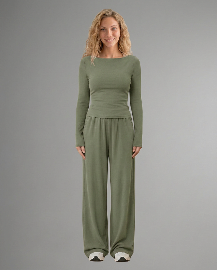 Shari | Top and Trousers Set with Relaxed Fit