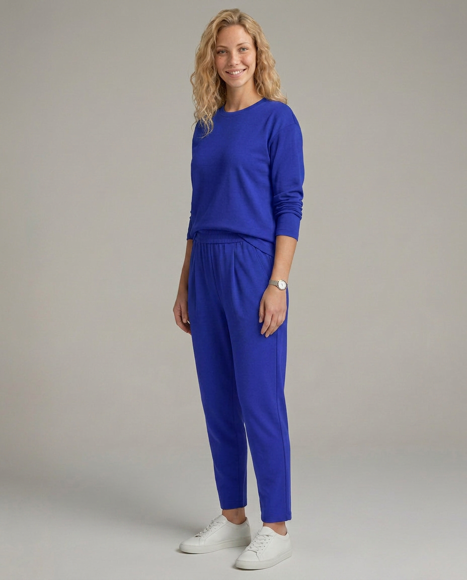 Vera | Two-Piece Set with Tapered Trousers