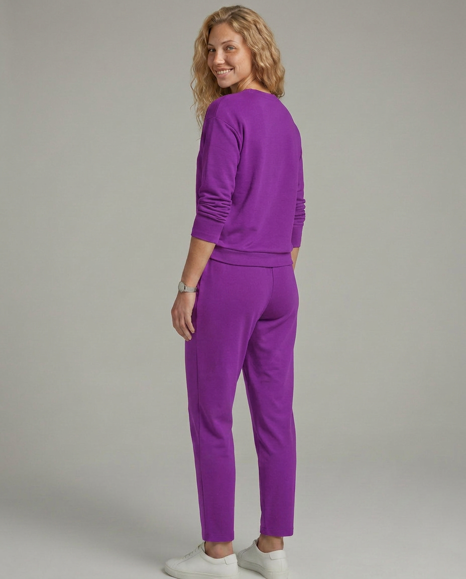 Vera | Two-Piece Set with Tapered Trousers