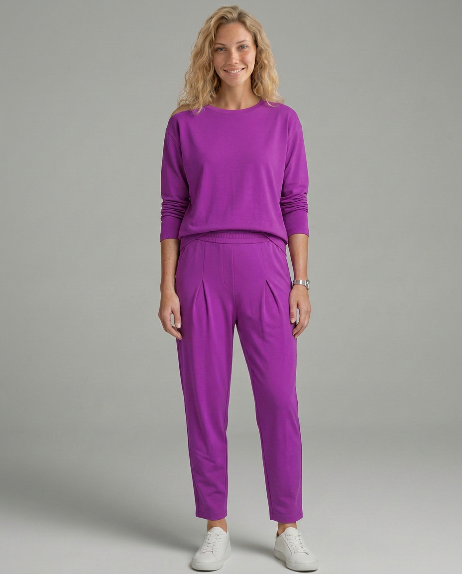 Vera | Two-Piece Set with Tapered Trousers