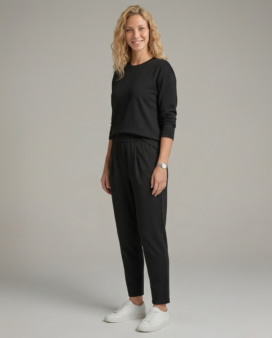 Vera | Two-Piece Set with Tapered Trousers