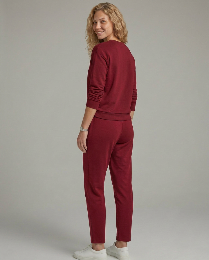 Vera | Two-Piece Set with Tapered Trousers