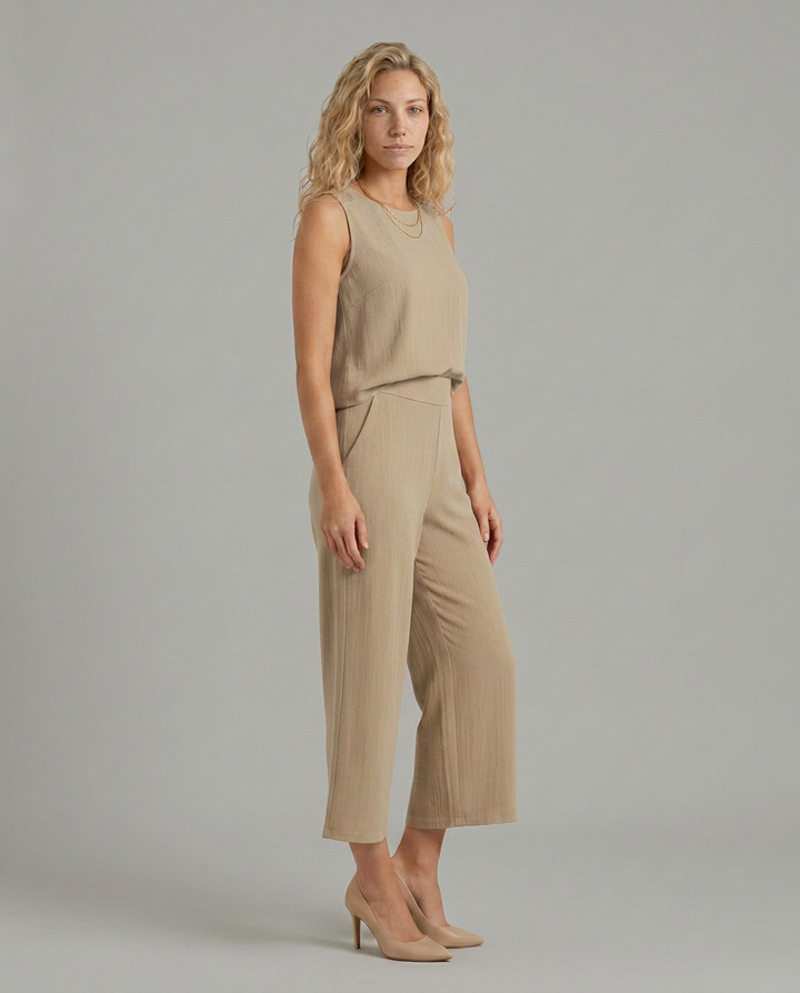 Katina | Two-Piece Set with Cropped Trousers