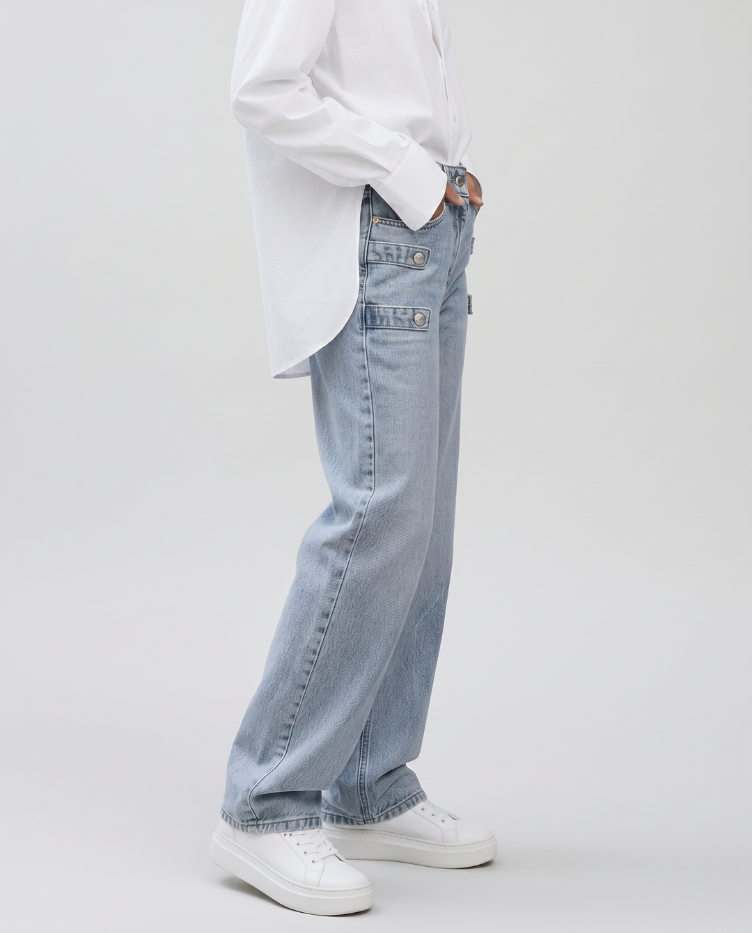 Nikki | Straight-Leg Jeans with Side Tabs