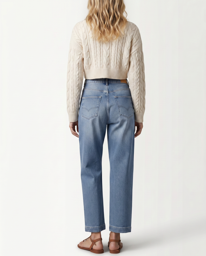 Marilyn | Straight-Leg Jeans with Seam Detailing