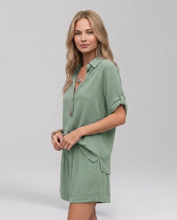Phyllis | Short Sleeve Set with Button Front