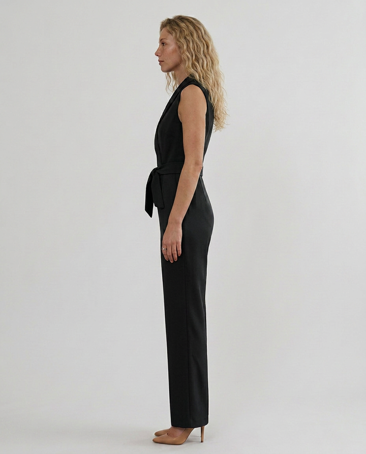 Tricia | Sleeveless Jumpsuit with V-Neck and Tie Waist