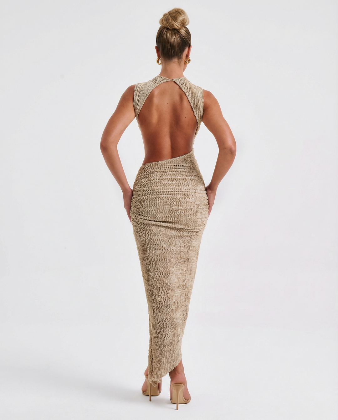 Jocelyn | Midi Dress with High Neck and Ruched Bodycon Fit