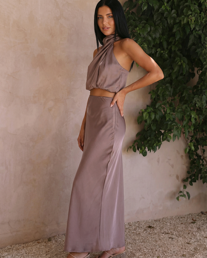 Polly | Two-Piece Set with Halter Top and Maxi Skirt