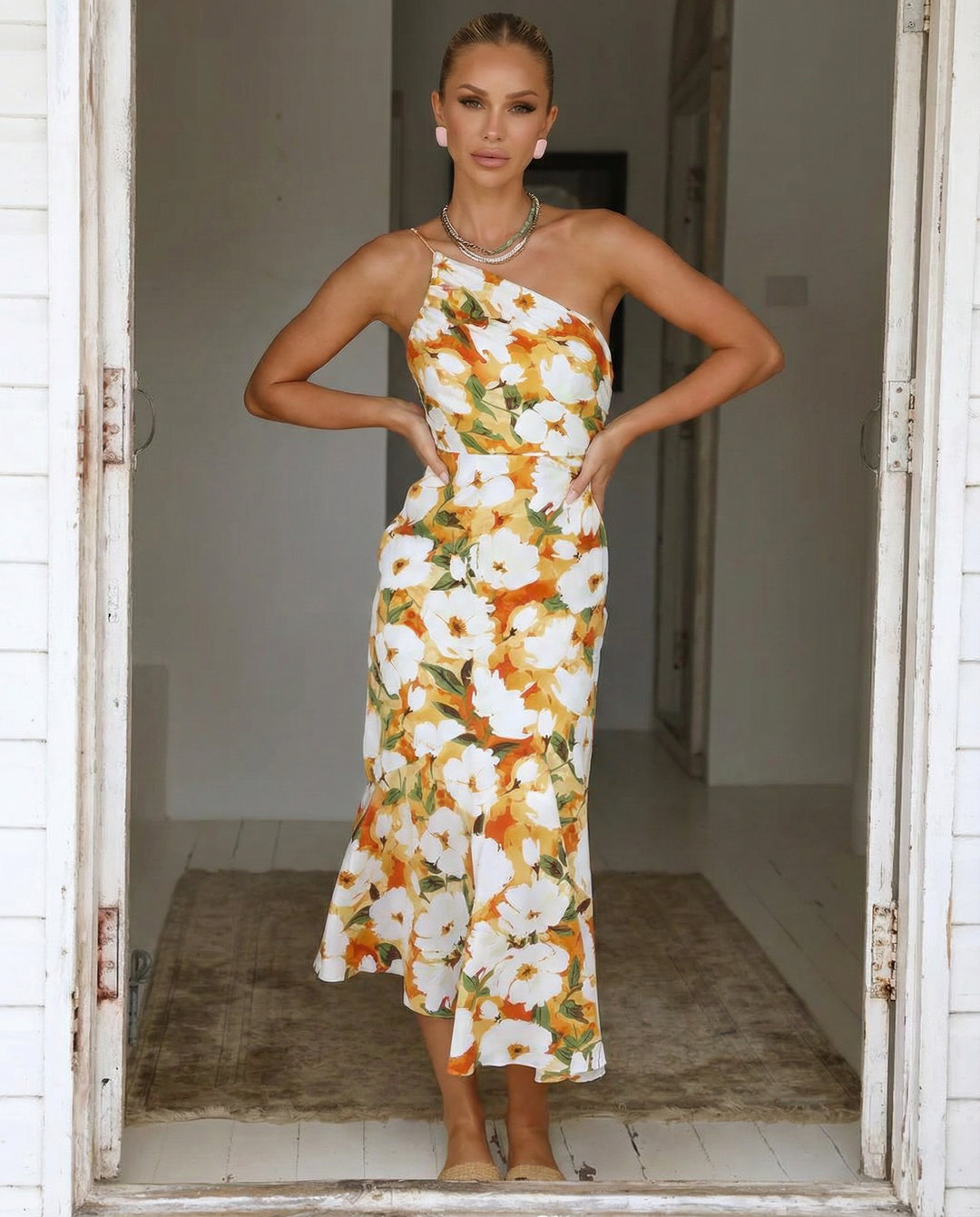 Lizzie | Midi Dress with One Shoulder and Floral Print