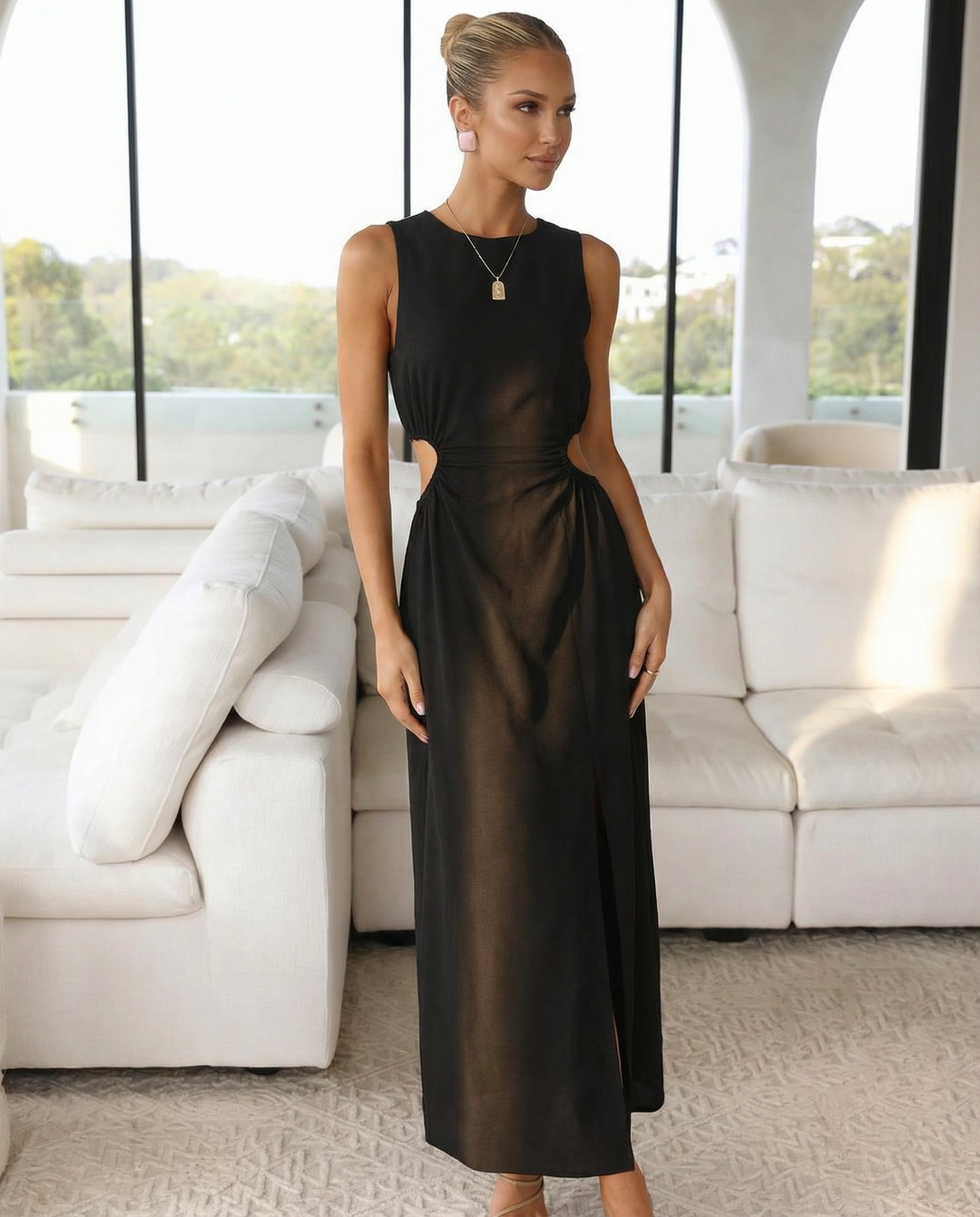 Donna | Sleeveless Midi Dress with Side Cut-Out
