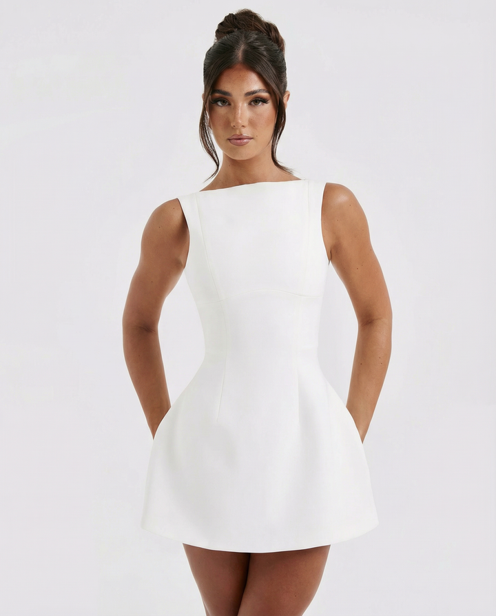 Gloria | Mini Dress with Open Back