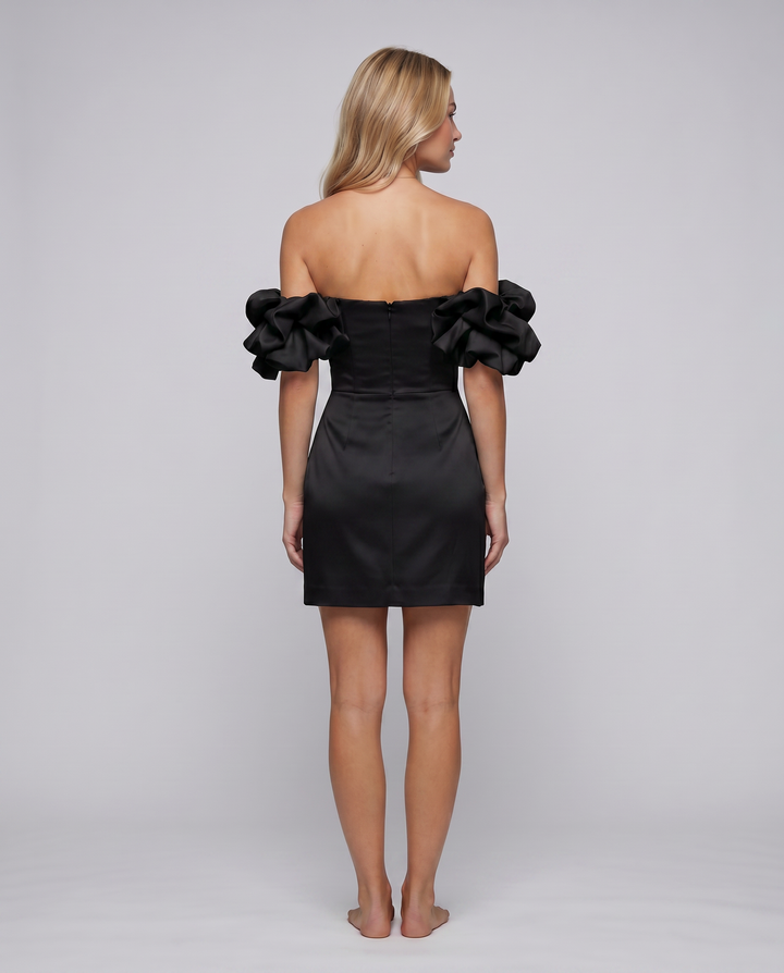 Brianna | Mini Dress with Off-Shoulder Ruffle Sleeves