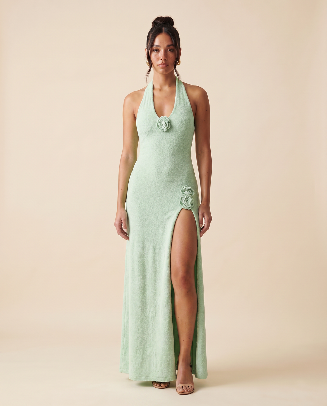 Beverly | Maxi Dress with Halter Neck and Floral Appliqué