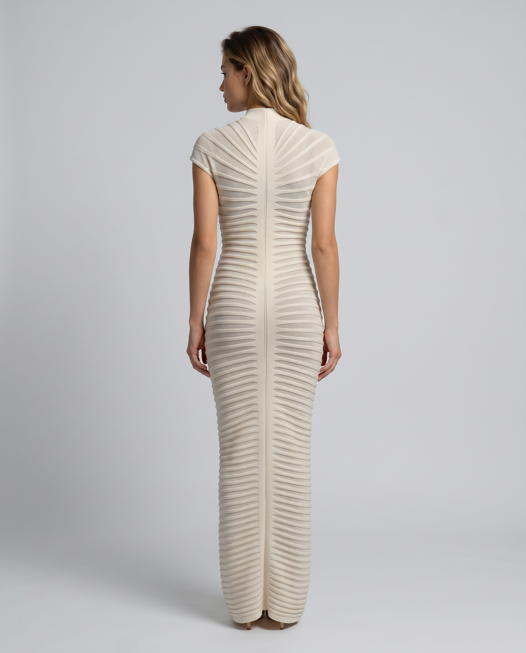 Gloria | Maxi Dress with Ribbed Sculpted Structure