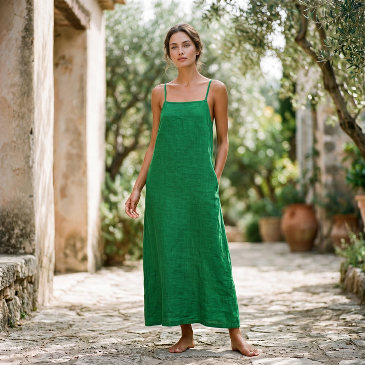 Scarlett | Flowing Red Maxi Dress