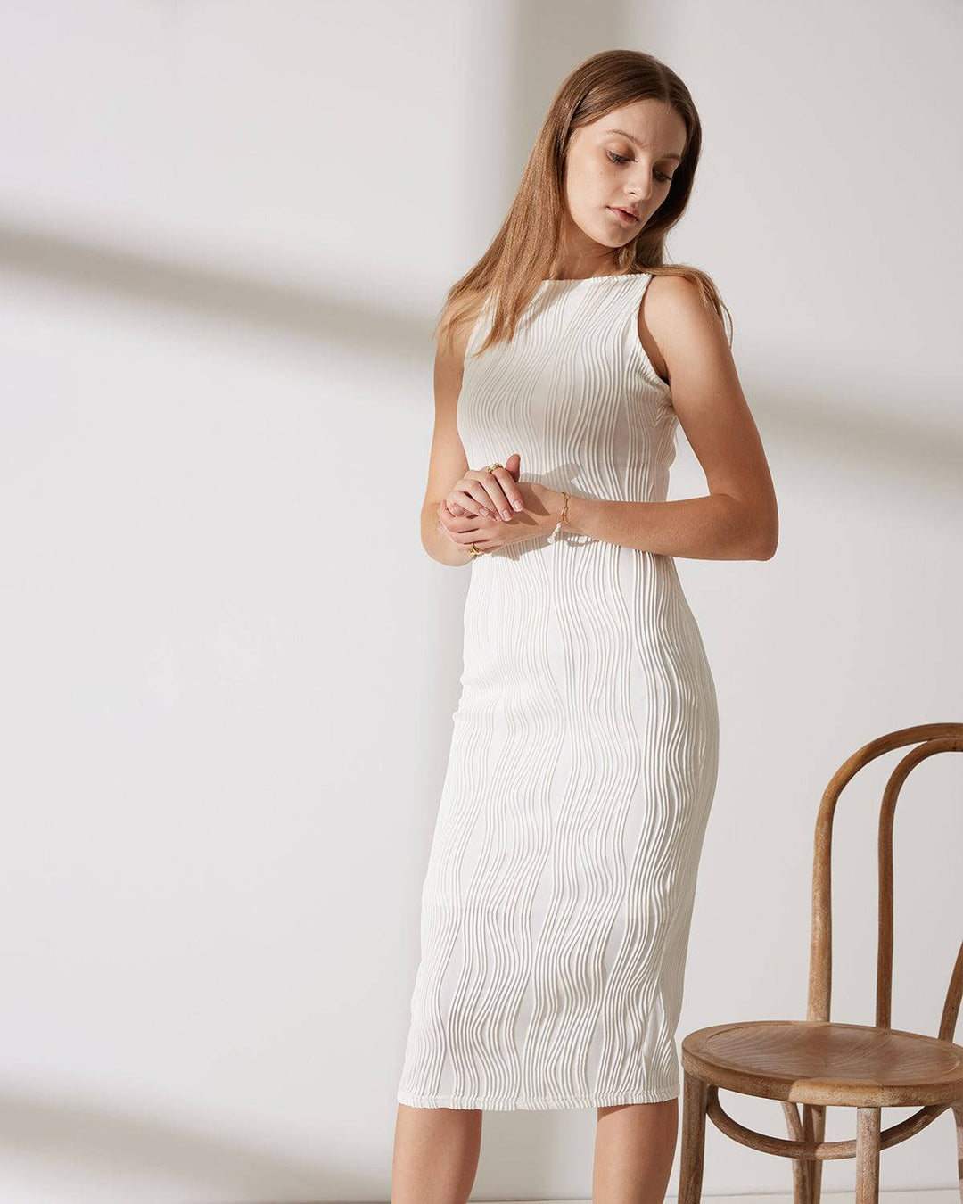 Odette | Water Ripple Textured Spaghetti Strap Midi Dress