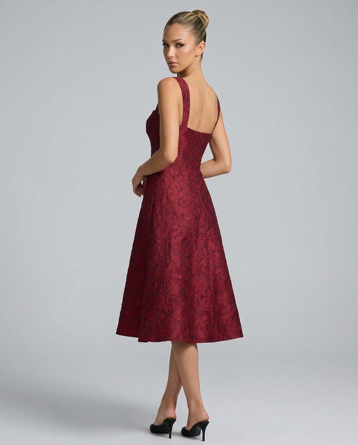 Pia | Sweetheart Neck Jacquard Midi Dress