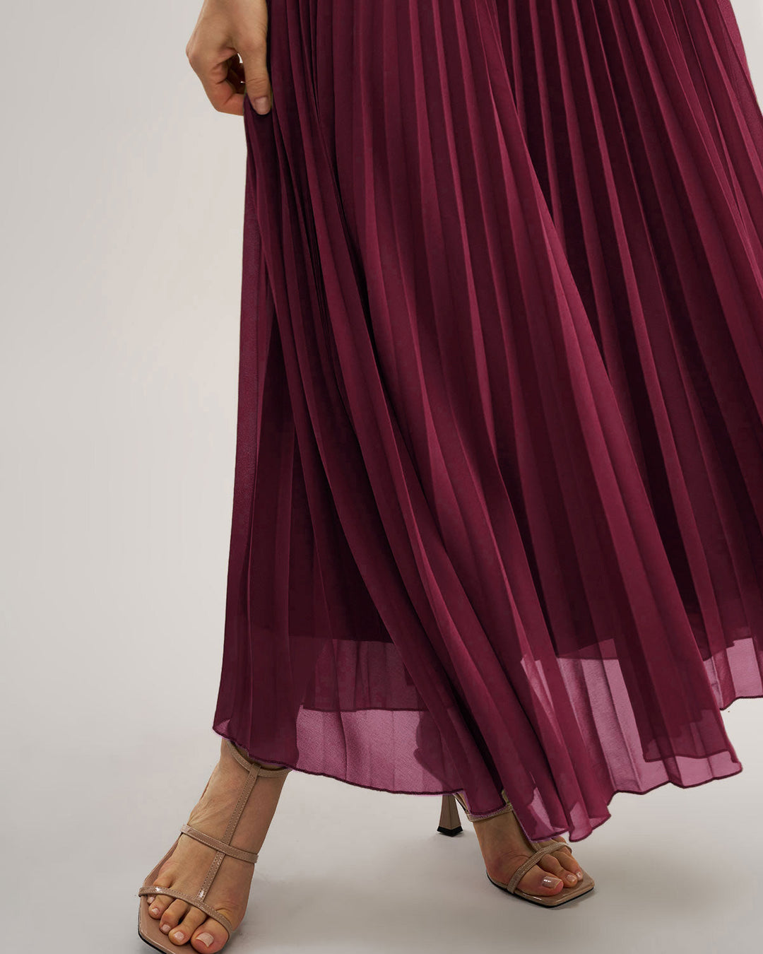 Odette | Sweetheart Neck Flowy Maxi Dress