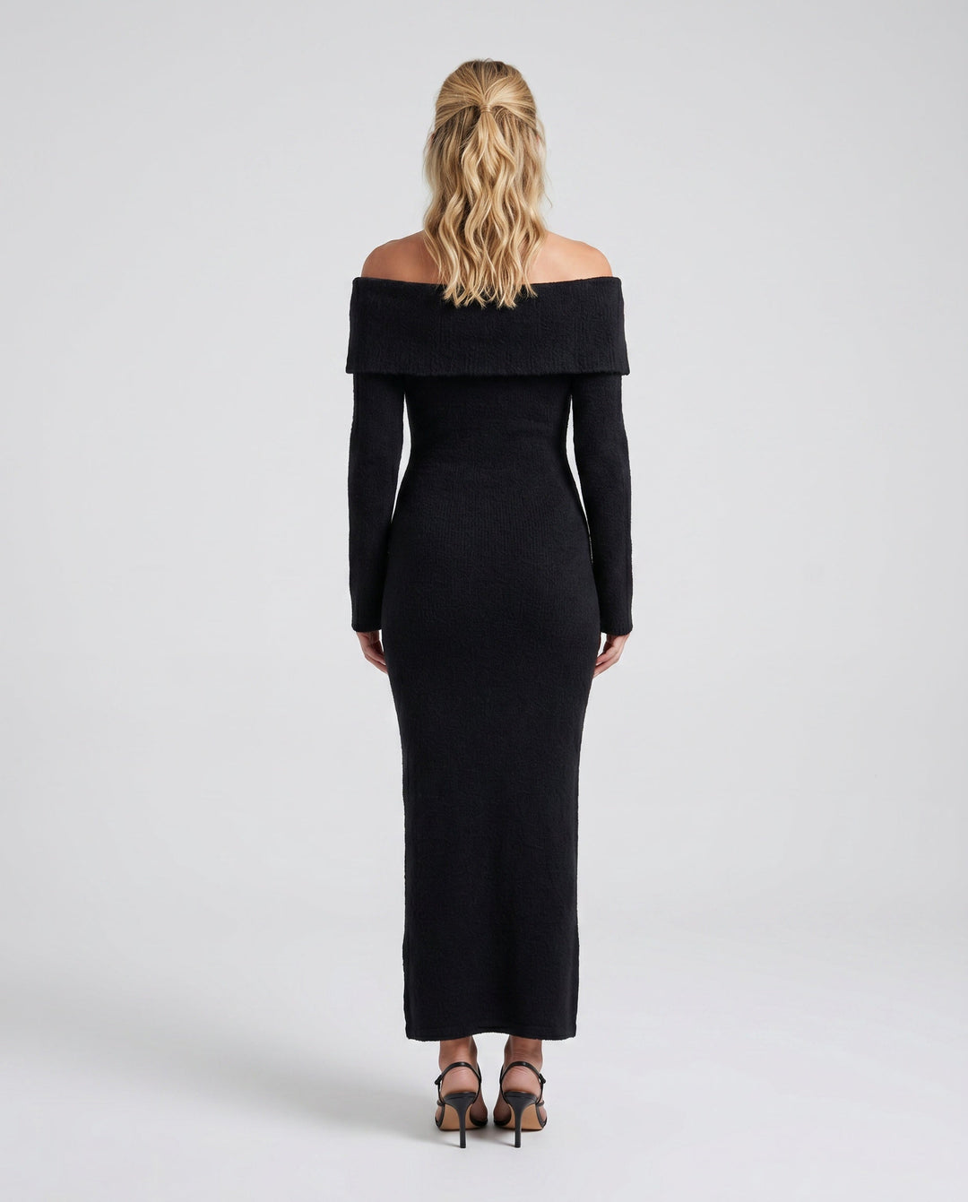 Priya | Off-Shoulder Fitted Maxi Dress